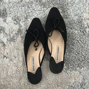 Manolo Blahnik Black Suede Ballerimu Mule